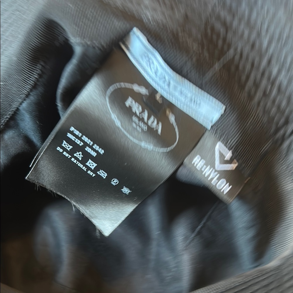 Prada Classic Black Bucket Hat - Picture 5 of 13